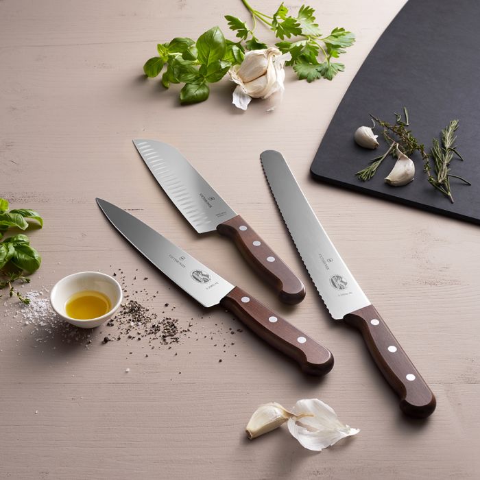 Victorinox Wood 30cm Slicing Knife with Rounded Tip & Serrated Edge (5423030) victroinox wood ls generic 1 17
