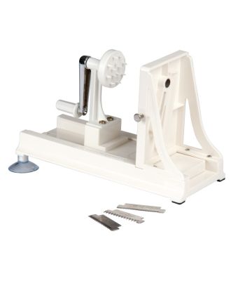 Benriner BN-7 Turning Slicer with three interchangable blades