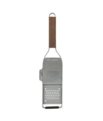 https://www.kitchenknives.co.uk/media/catalog/product/cache/ac30e290e3209a35cbda8789b1674a95/m/i/microplane_master_43313_truffle-tool_straight_2.jpg